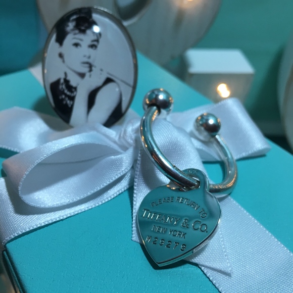 Tiffany & Co. Accessories - TIFFANY & CO. HEART TAG BALL KEY RING